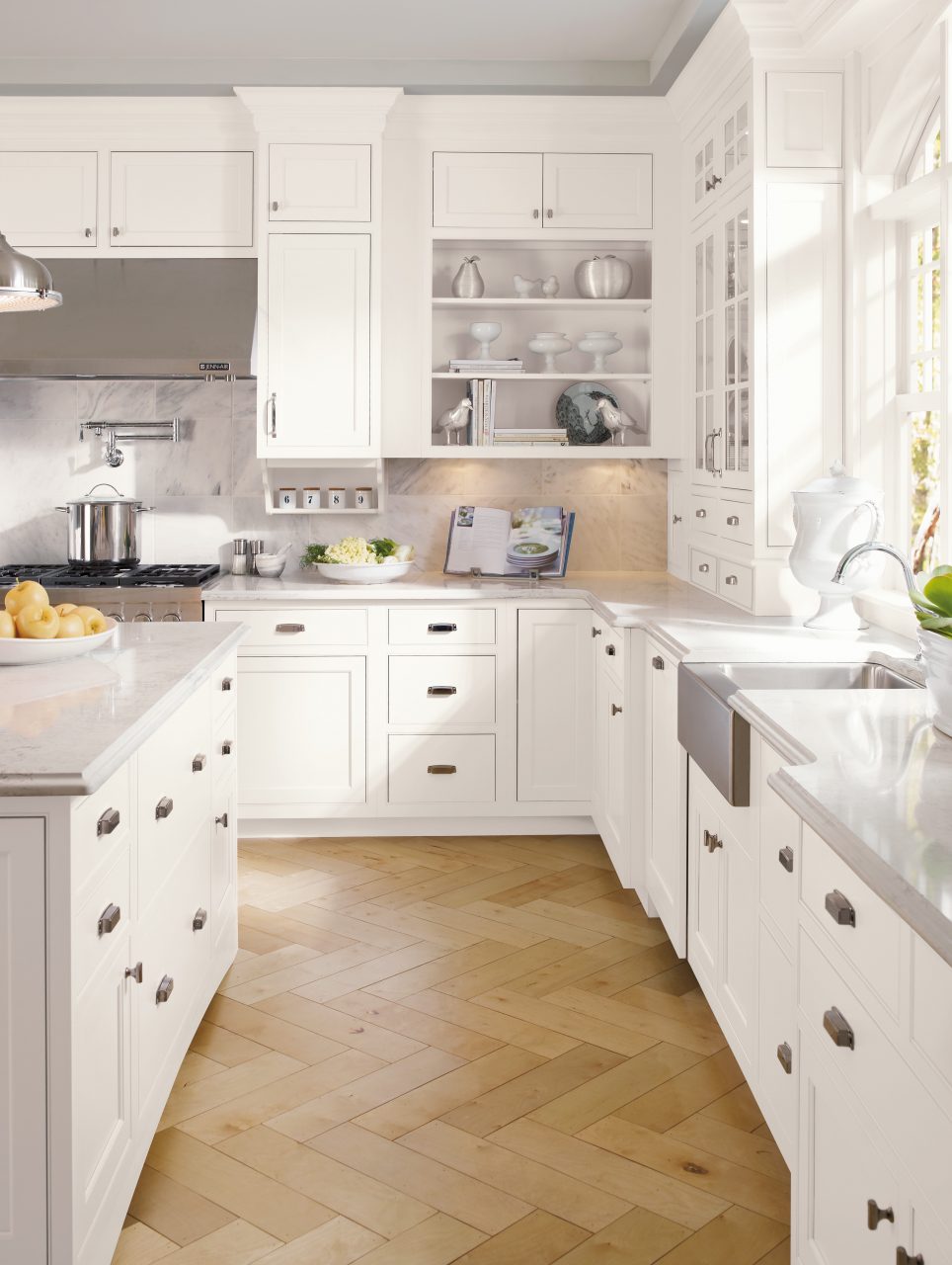 White Custom Kitchen Cabinets in New Jersey